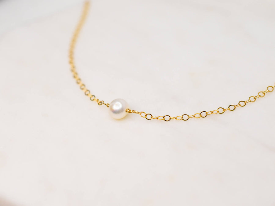 Dainty Pearl Necklace